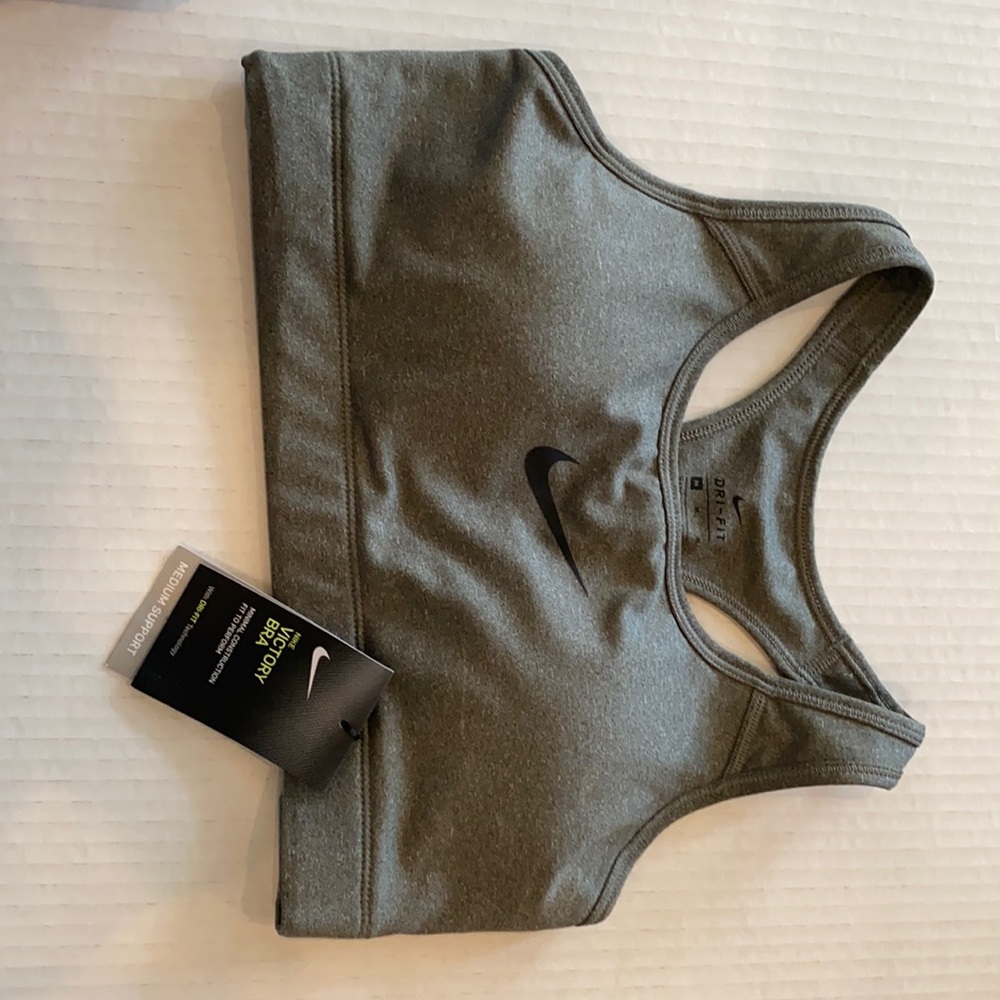Nike Victory Sports Bra Medium